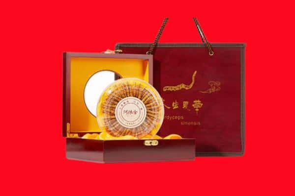 收购资讯:怀化新晃县回收冬虫夏草是按克吗